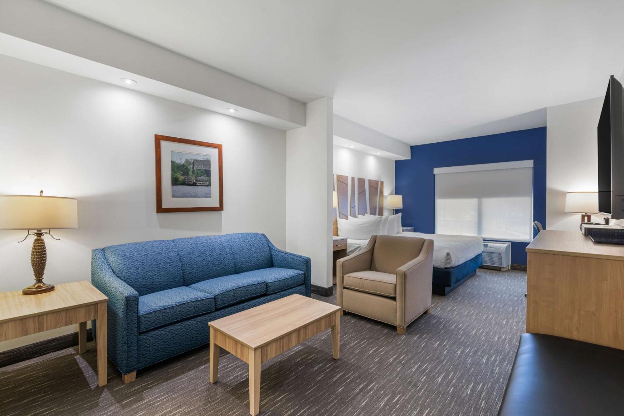 Best Western Plus Westgate Inn And Suites Леланд Экстерьер фото